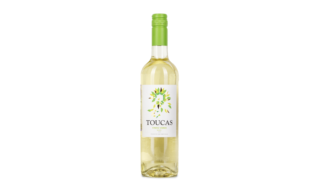 Vinho verde. Вино Верде Toucas. Вино Токаш Виньо Верде. Токаш вино Верде Португалия. Виньо Верде вино Симпл.